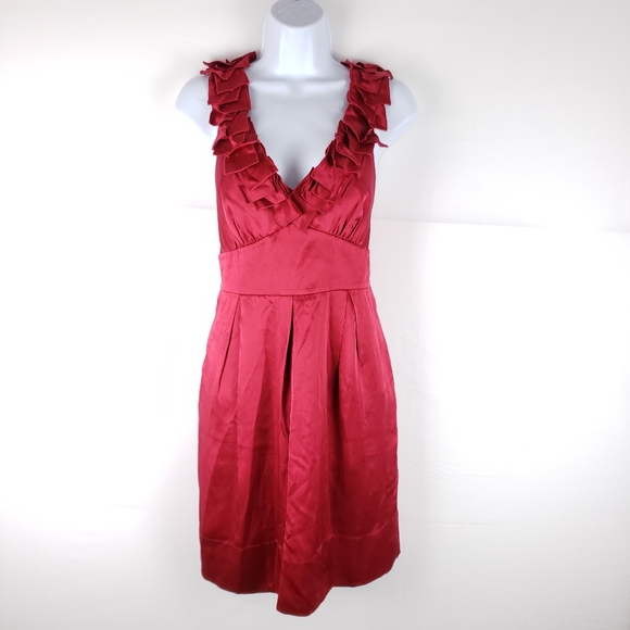BCBGMaxAzria Dresses & Skirts - BCBGMAXAZRIA 100% Silk Red Dress